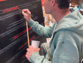 Carl Smith the Signwriter in Sussex