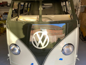 Coach Lining and Pinstriping